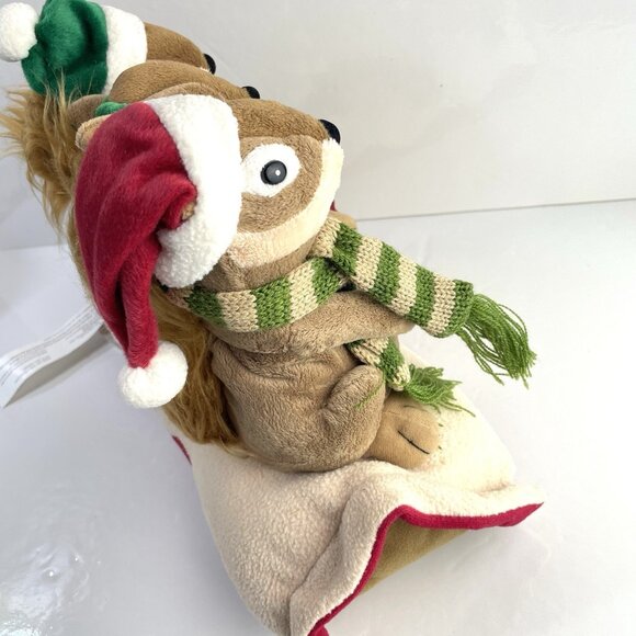 Vintage Singing Christmas Chipmunks Plush Carlton Cards Animatronic Squirrel - Picture 10 of 16